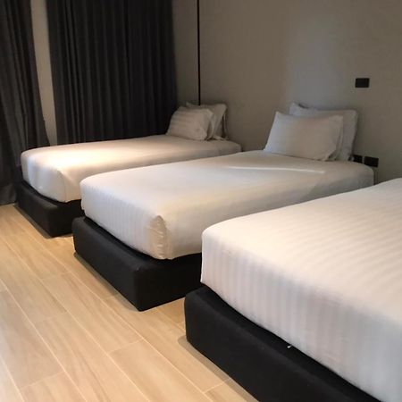 Prime Town - Posh & Port Hotel Phuket Exterior foto
